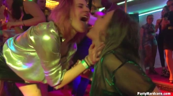 Party Hardcore Gone Crazy Vol. 40 Single Cut: Part 7 - Cam 1 Screencap 25 on www.sinx.com