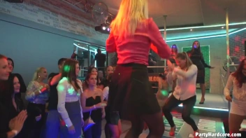 Party Hardcore Gone Crazy Vol. 31 Part 1 - Cam 1 Screencap 30 on www.sinx.com