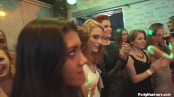 Party Hardcore Gone Crazy Vol. 31 Part 1 - Cam 1 Screencap 46 on www.sinx.com