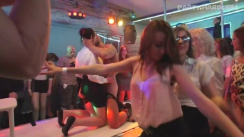 Party Hardcore Gone Crazy Vol. 28 Part 3 - Cam 1 Screencap 94 on www.sinx.com