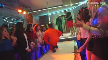 Party Hardcore Gone Crazy Vol. 28 Part 3 - Cam 1 Screencap 39 on www.sinx.com