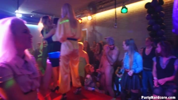 Party Hardcore Gone Crazy Vol. 38 Part 6 - Cam 3 Screencap 30 on www.sinx.com