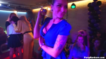 Party Hardcore Gone Crazy Vol. 38 Part 6 - Cam 3 Screencap 32 on www.sinx.com