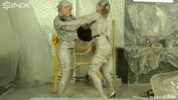 Bitch boss lady and her assistant in a messy catfight Screencap 23 on www.sinx.com