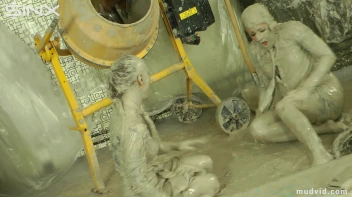 Bitch boss lady and her assistant in a messy catfight Screencap 40 on www.sinx.com