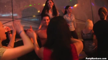 Party Hardcore Gone Crazy Vol. 11 Part 5 - Cam 1 Screencap 64 on www.sinx.com