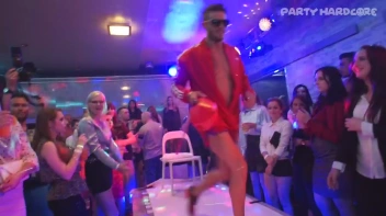 Party Hardcore Gone Crazy Vol. 28 Part 2 - Cam 1 Screencap 24 on www.sinx.com
