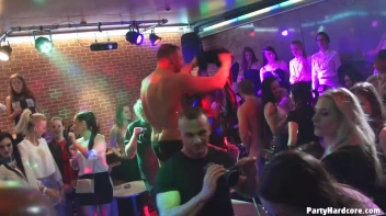 Party Hardcore Gone Crazy Vol. 35 Part 1 - Cam 3 Screencap 88 on www.sinx.com