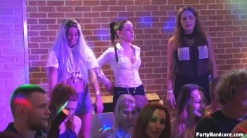 Party Hardcore Gone Crazy Vol. 35 Part 1 - Cam 3 Screencap 110 on www.sinx.com
