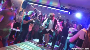 Party Hardcore Gone Crazy Vol. 35 Part 1 - Cam 3 Screencap 60 on www.sinx.com