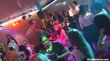 Party Hardcore Gone Crazy Vol. 35 Part 1 - Cam 3 Screencap 75 on www.sinx.com