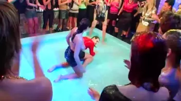 Kia Winston vs. Anita Queen Screencap 48 on www.sinx.com