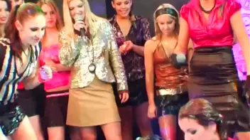 Kia Winston vs. Anita Queen Screencap 74 on www.sinx.com