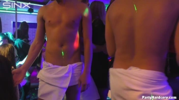 Party Hardcore Gone Crazy Vol. 43 Part 7 - Cam 4 Screencap 12 on www.sinx.com