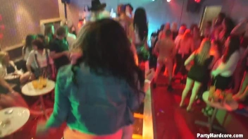 Party Hardcore Gone Crazy Vol. 35 Part 7 - Cam 1 Screencap 20 on www.sinx.com