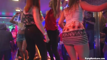 Party Hardcore Gone Crazy Vol. 35 Part 7 - Cam 1 Screencap 36 on www.sinx.com