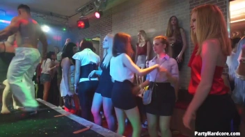 Party Hardcore Gone Crazy Vol. 35 Part 7 - Cam 1 Screencap 75 on www.sinx.com