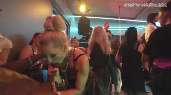 Party Hardcore Gone Crazy Vol. 26 Part 3 - Cam 1 Screencap 45 on www.sinx.com