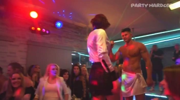 Party Hardcore Gone Crazy Vol. 26 Part 4 - Cam 3 Screencap 110 on www.sinx.com