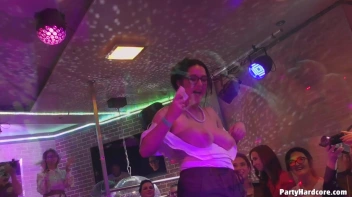 Party Hardcore Gone Crazy Vol. 40 Single Cut: Part 1 - Cam 3 Screencap 33 on www.sinx.com