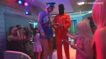 Party Hardcore Gone Crazy Vol. 28 Part 3 - Cam 3 Screencap 18 on www.sinx.com