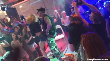 Party Hardcore Gone Crazy Vol. 33 Part 2 - Cam 2 Screencap 28 on www.sinx.com