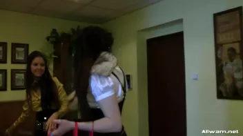 Sophie's Dirty Shoe & Fashion Birthday Screencap 3 on www.sinx.com