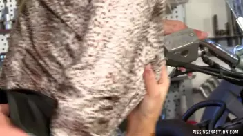 Dissatisfied Customer Leaves Very Satisfied Screencap 42 on www.sinx.com