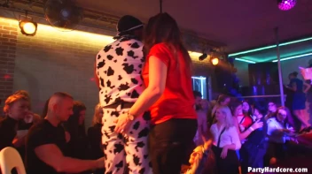 Party Hardcore Gone Crazy Vol. 38 Part 6 - Cam 2 Screencap 74 on www.sinx.com