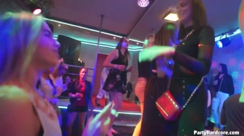 Party Hardcore Gone Crazy Vol. 35 Part 4 - Cam 3 Screencap 87 on www.sinx.com