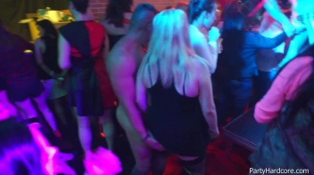 Party Hardcore Gone Crazy Vol. 36 Part 2 - Cam 2 Screencap 28 on www.sinx.com