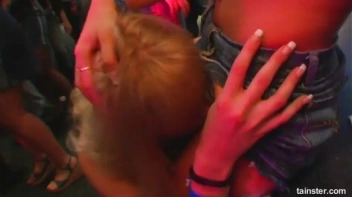 Blue Jean Babes Part 1 Cam 1 Screencap 89 on www.sinx.com