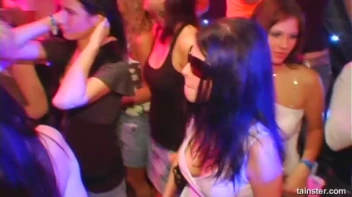 Blue Jean Babes Part 1 Cam 1 Screencap 15 on www.sinx.com