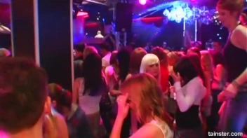 Blue Jean Babes Part 1 Cam 1 Screencap 26 on www.sinx.com