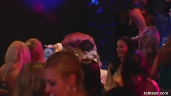 Blue Jean Babes Part 1 Cam 1 Screencap 60 on www.sinx.com