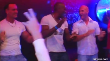 Blue Jean Babes Part 1 Cam 1 Screencap 7 on www.sinx.com