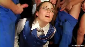 Quarts of the Finest Yellow Juice Screencap 74 on www.sinx.com