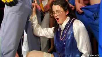 Quarts of the Finest Yellow Juice Screencap 86 on www.sinx.com