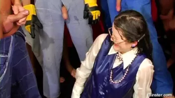 Quarts of the Finest Yellow Juice Screencap 97 on www.sinx.com