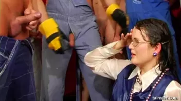 Quarts of the Finest Yellow Juice Screencap 98 on www.sinx.com