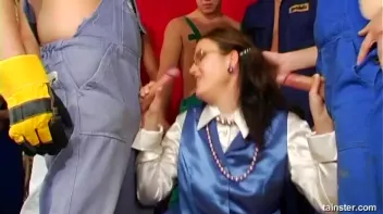 Quarts of the Finest Yellow Juice Screencap 15 on www.sinx.com