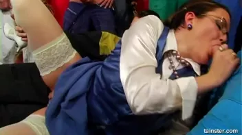 Quarts of the Finest Yellow Juice Screencap 25 on www.sinx.com