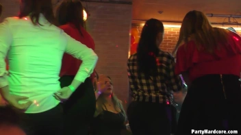 Party Hardcore Gone Crazy Vol. 40 Single Cut: Part 2 - Cam 3 Screencap 16 on www.sinx.com