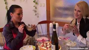 The Cake Party Disaster Screencap 19 on www.sinx.com