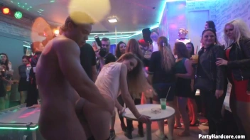 Party Hardcore Gone Crazy Vol. 31 Part 5 - Cam 1 Screencap 14 on www.sinx.com