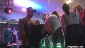 Party Hardcore Gone Crazy Vol. 31 Part 5 - Cam 1 Screencap 41 on www.sinx.com