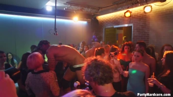 Party Hardcore Gone Crazy Vol. 38 Part 2 - Cam 3 Screencap 75 on www.sinx.com