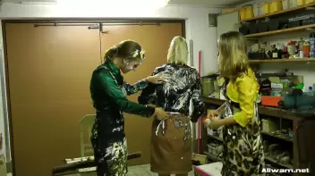 Wet And Messy Workshop Screencap 73 on www.sinx.com