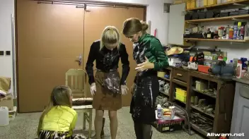 Wet And Messy Workshop Screencap 19 on www.sinx.com