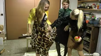 Wet And Messy Workshop Screencap 32 on www.sinx.com